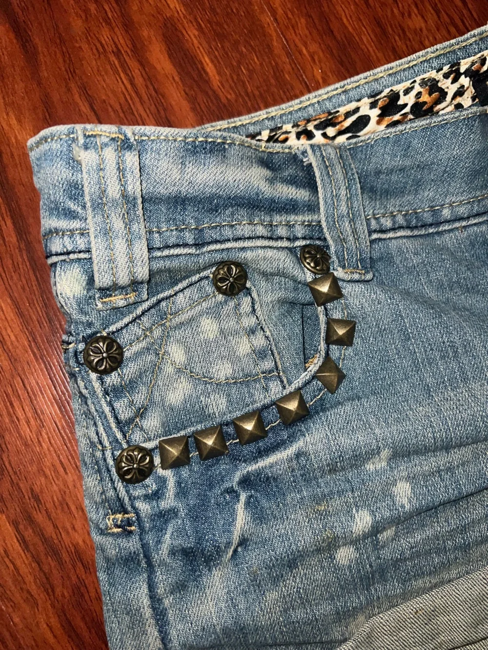 Urban Vibe Light Blue Studded Denim Roll-Cuff Shorts w/ Leppard Details